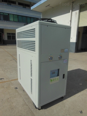 南京風冷式工業(yè)制冷機——橡塑制品行業(yè)的可靠制冷解決方案